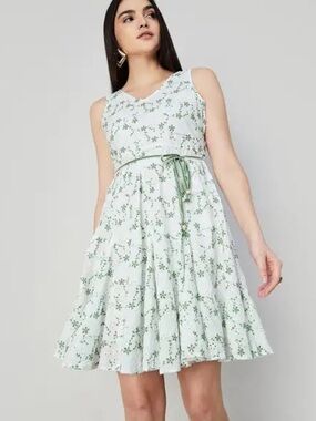 Cottage Core Countryside 100% Cotton Floral Tie-Waist Mini Dress